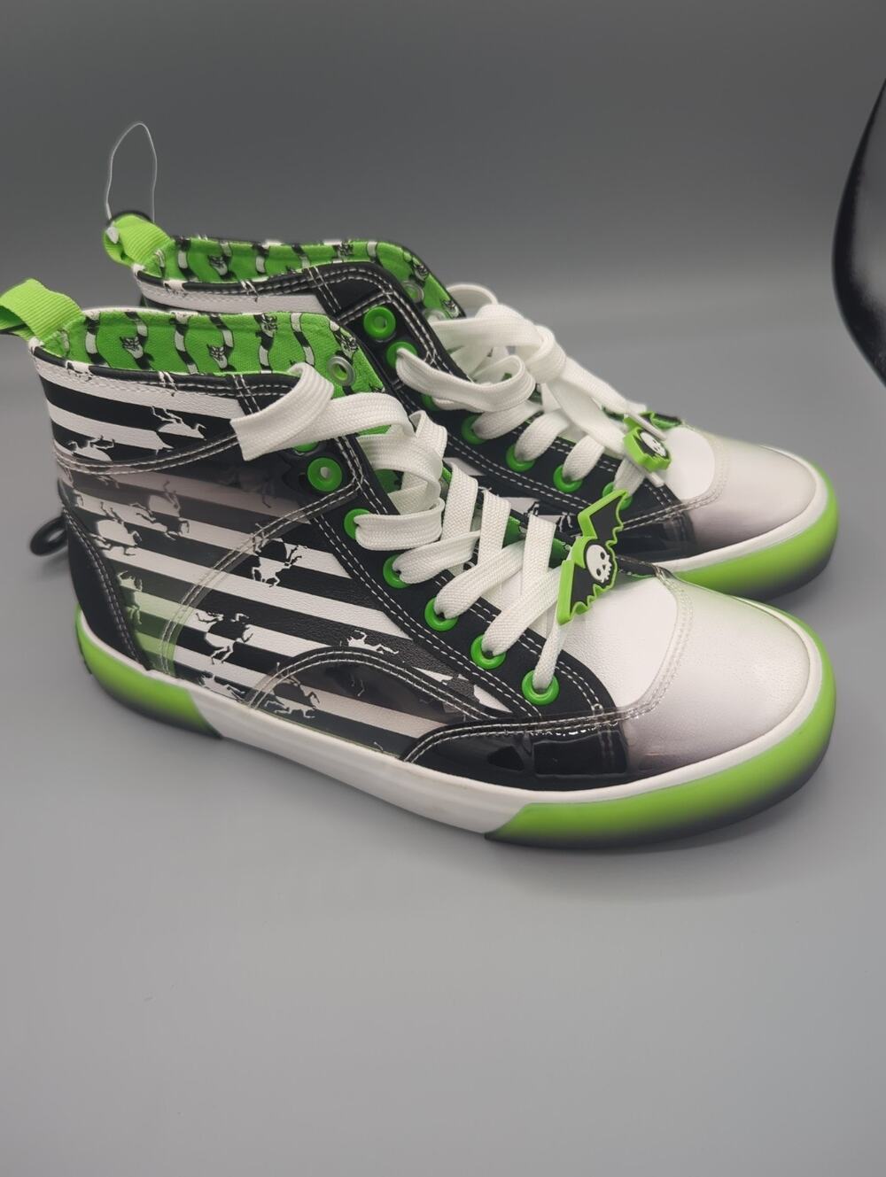 Ground Up Beetlejuice High Top Sneakers Women's Size 6 Green Lace Up Shoes